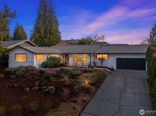 12125 SE 13th St, Bellevue, WA 98005