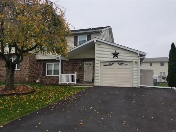 306 Margaret Dr, Coplay, PA 18037