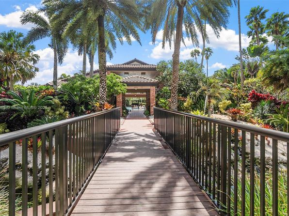 2791 La Paz Ave, Cooper City, FL 33026