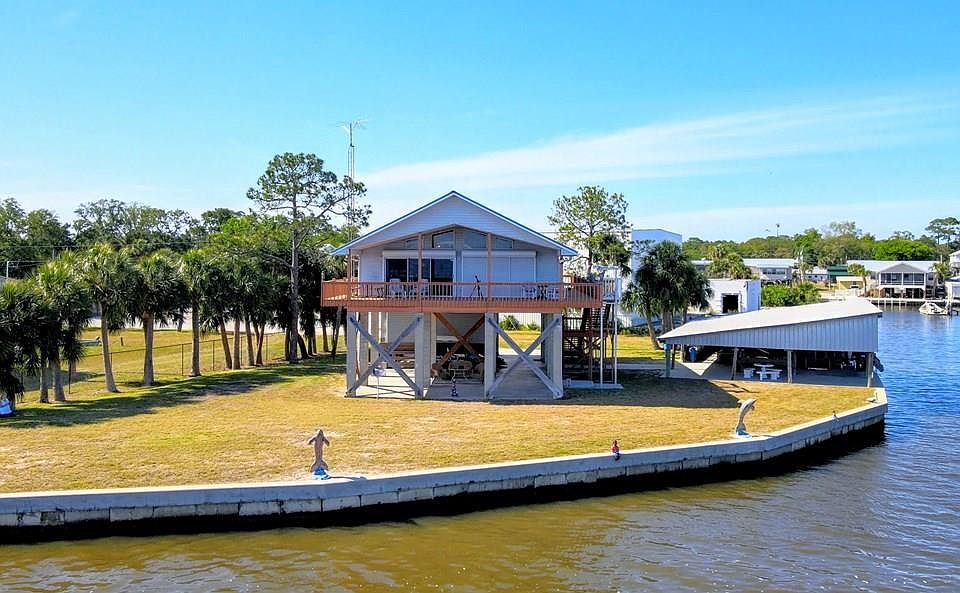 246 E 10th Ave, Horseshoe Beach, FL 32648 Zillow