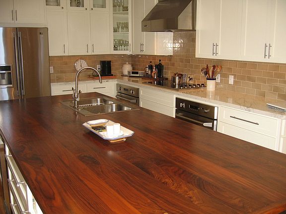 Viking cooktop; GE Monogram ovens