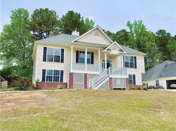 79 Kingsbrook Cir, Newnan, GA 30265
