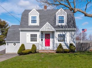 10 Hilltop Rd, Weymouth, MA 02191