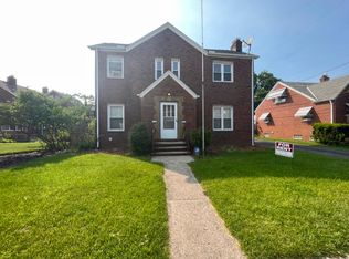 1034 Creekview Dr, Cleveland, OH 44119