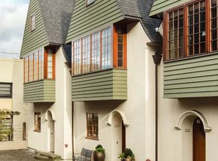 2529 NW Westover Rd #2, Portland, OR 97210