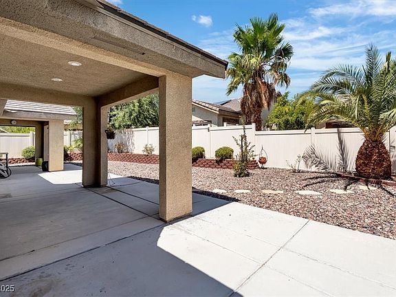 5th image of 3036 Prairie Princess Ave