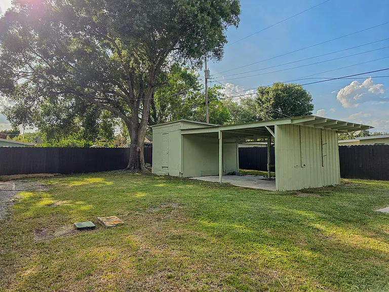 352 Johnston St — Photo 23