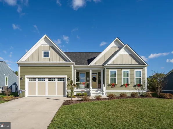 10212 Battle Colors Ln, Berlin, MD 21811