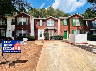 5607 Strathmoor Manor Cir, Lithonia, GA 30058