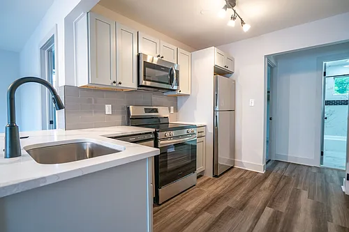 West Gate Apartments Photo 1
