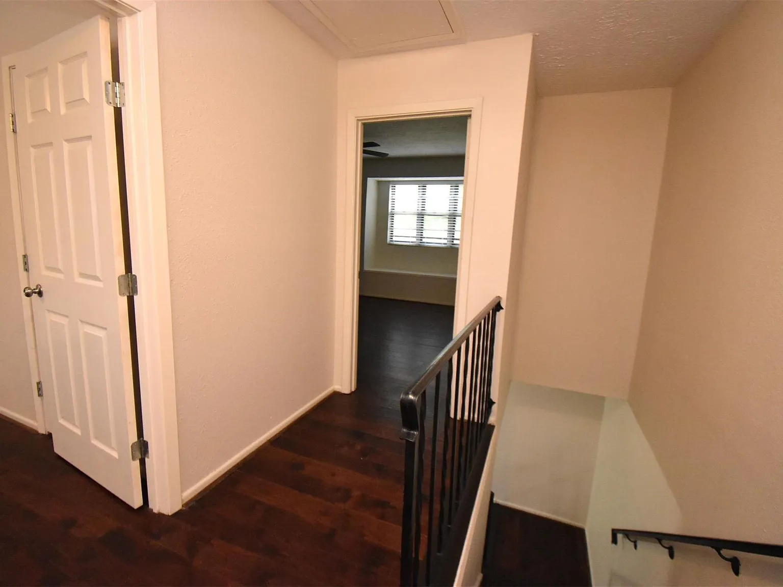 2 bed, 1.5 bath, 1140 sqft, $1,500 — Photo 4