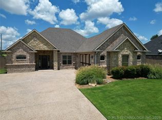 401 Wandering Way, Ardmore, OK 73401