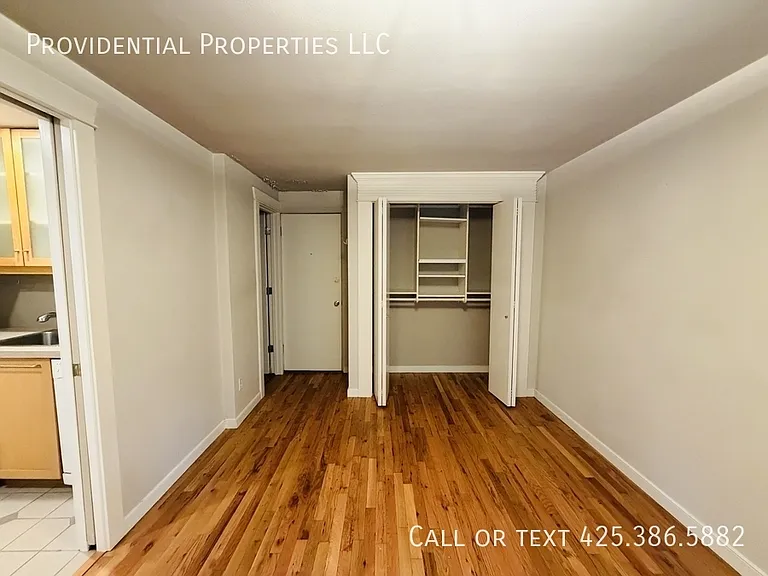 2113 N 37th St #3 — Photo 8