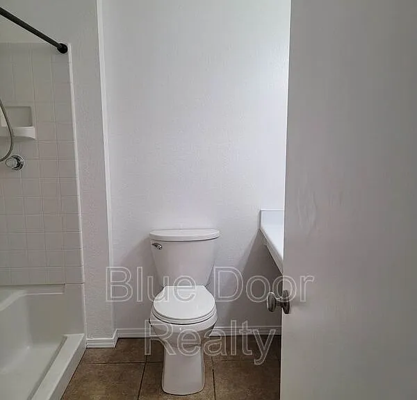 3441 Martin Meadows Dr NE — Photo 5