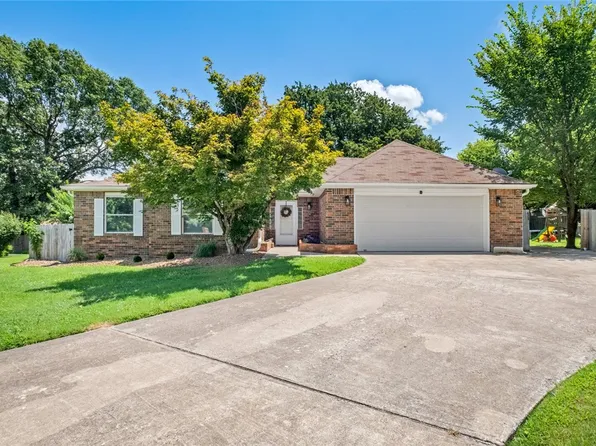 3001 Karen Ave, Springdale, AR 72762