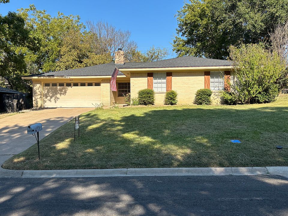 1st image of 1609 N 25th St