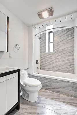 Rented by Executive Towers  | media 15