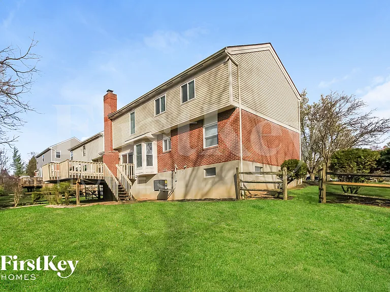 3072 Hoock Ct — Photo 14