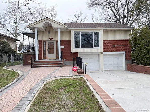 125 Marcus Avenue, New Hyde Park, NY 11040