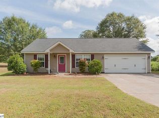 107 Laura Jane Ln, Gray Court, SC 29645