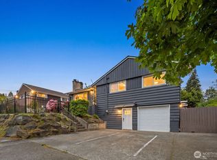 826 S 200th Street, Des Moines, WA 98198