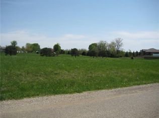 34 Bradford Hls, Sullivan, IL 61951