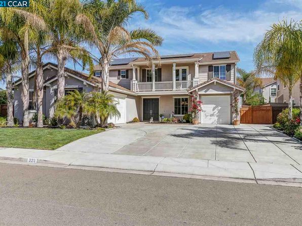 homes for sale in oakley ca with swimming pool