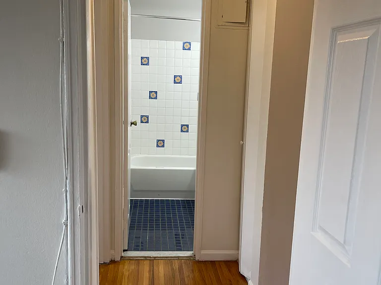 20 Manor Dr #0 — Photo 4