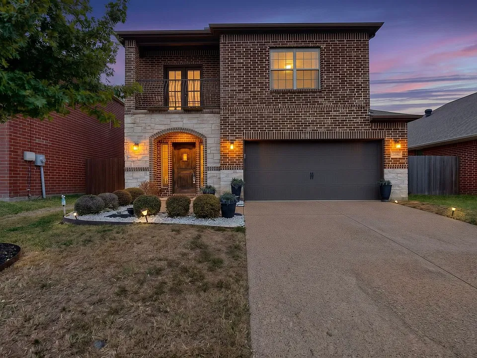 6606 Windward View Dr