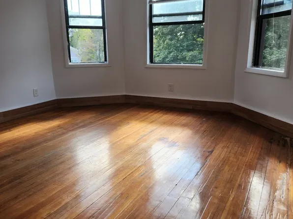 28-30 Michigan Ave, 28-30 Michigan Ave #30-3, Dorchester, MA 02121