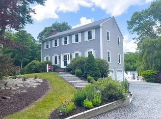 6 Hilltop Ridge Rd, Oxford, CT 06478