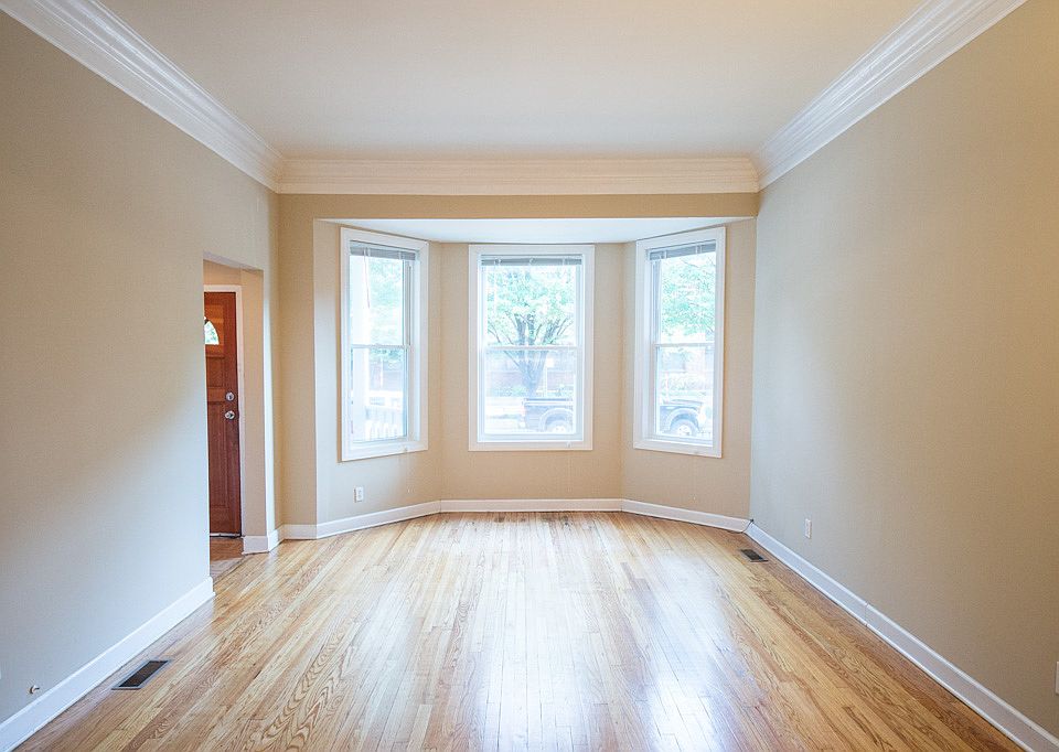 1st image of 1703 W Irving Park Rd #1