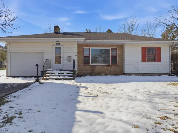 313 E Lincoln St, Mount Morris, IL 61054