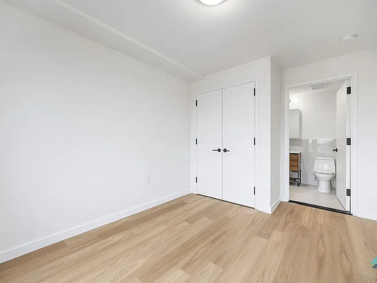 3510 Glenwood Rd #7A — Photo 11