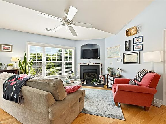 5th image of 4722 Tatton Park Cir Unit 3C