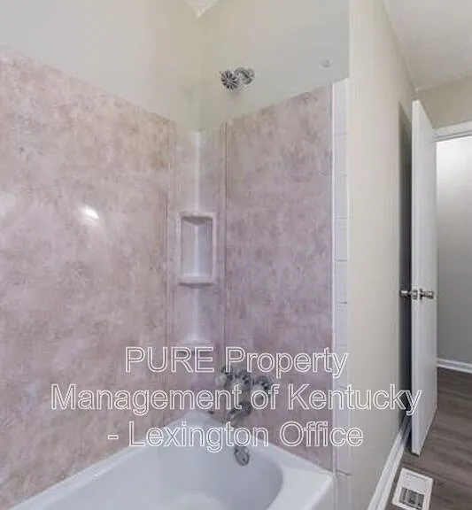 2483 Thornberry Ct — Photo 20