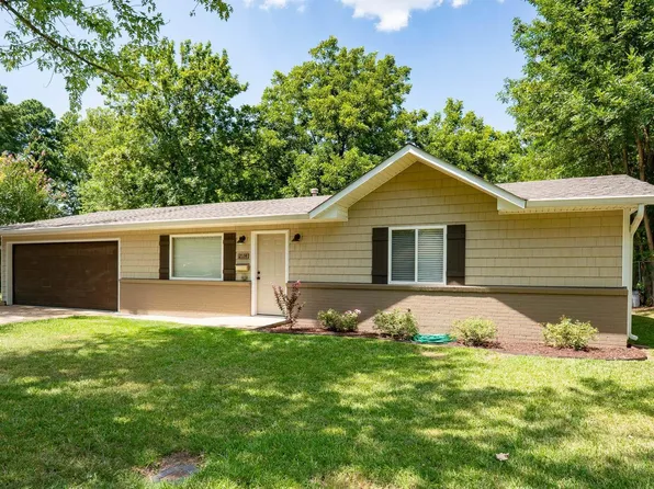 2114 Arkansas Ave, Conway, AR 72034