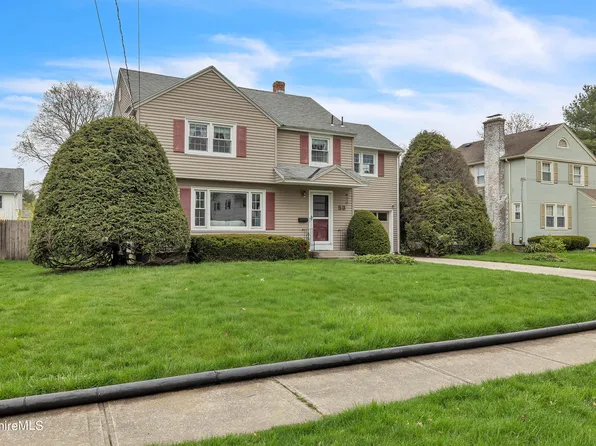 53 Cambridge Ave, Pittsfield, MA 01201