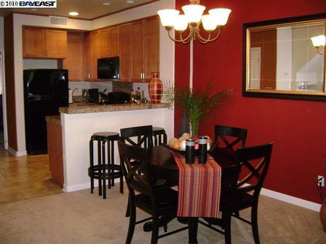 1st image of 22898 Kingsford Way