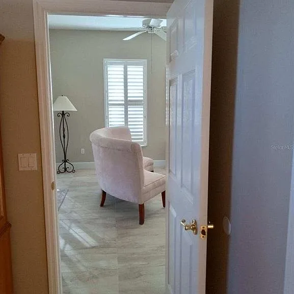 1181 Athlone Way — Photo 46