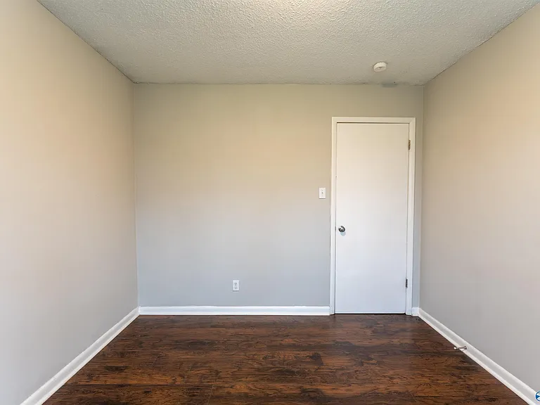 514 Lisa Ln NW — Photo 23