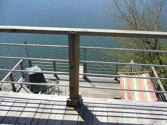 2-Tiered Deck
