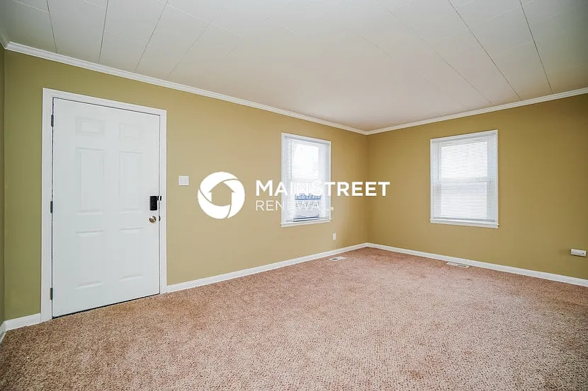 2231 Dartmouth Ave — Photo 2