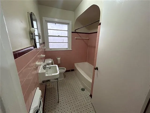 1 bed, 1.0 bath, 700 sqft, $1,125 — Photo 4
