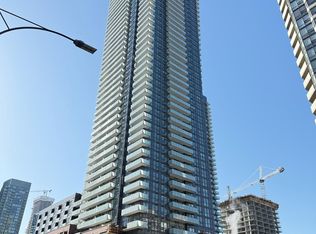 430 Square One Dr #2902, Mississauga, ON L5B 0E2