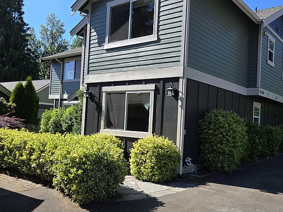 2nd image of 19239 75th Ave NE