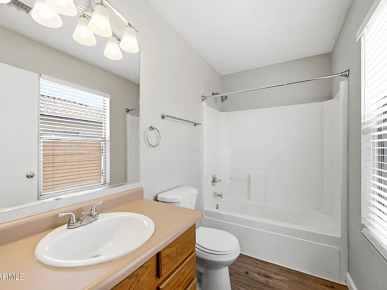 2851 E Cherry Hills Dr — Photo 13