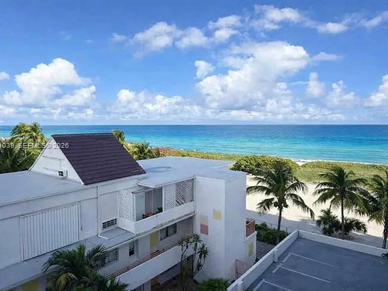 9225 Collins Avenue Cu #505 — Photo 9