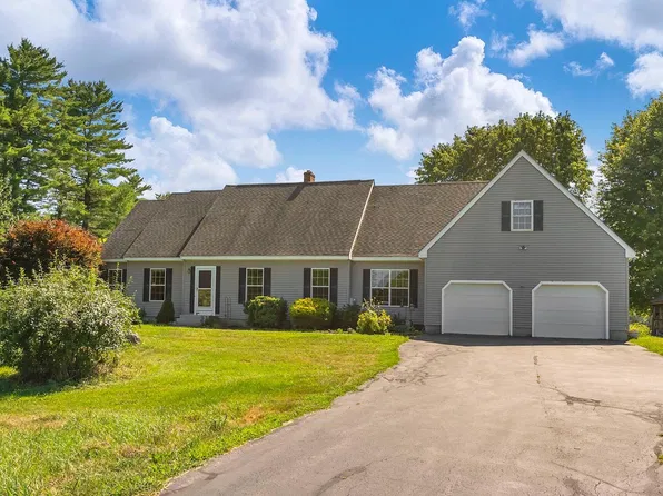 701 River Road, Buxton, ME 04093