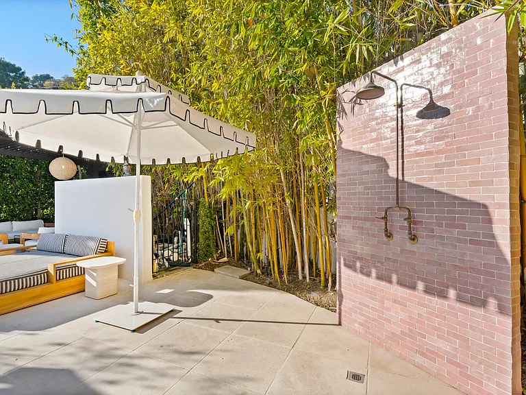 An outdoor oasis designed for effortless post-pool refreshment.